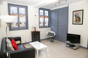 Отель Appartement du Port de Honfleur  Онфлёр